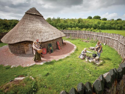 Navan Centre & Fort